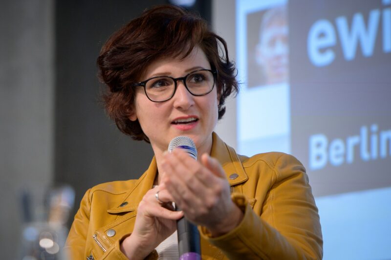 Deutschen-Hasserin Ferda Ataman wurde zur Antidiskriminierungsbeauftragten gewählt